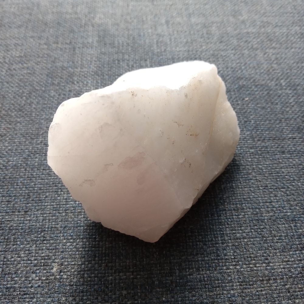 Raw milky quartz - Picture 4 of 13